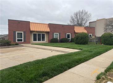 1201 College Avenue, Liberty, Missouri 64068, ,Commercial Lease,For Rent,College,2479575