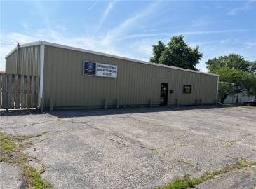 801 Silver Street, Paola, Kansas 66071, ,Commercial Lease,For Rent,Silver,2481302