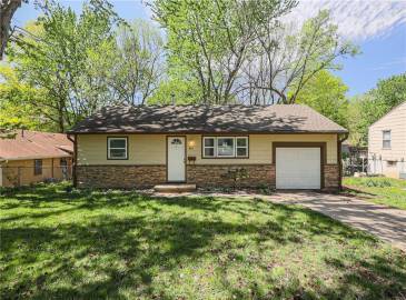 409 18th Street, Blue Springs, Missouri 64015, 2 Bedrooms Bedrooms, ,1 BathroomBathrooms,Single Family Home,For Sale,18th,2484910