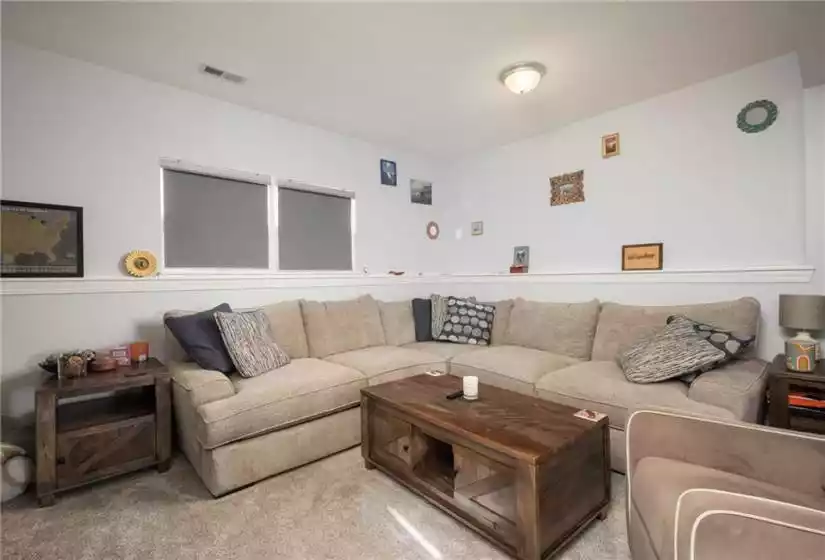 445 Redbud Court, Warrensburg, Missouri 64093, 3 Bedrooms Bedrooms, ,3 BathroomsBathrooms,Single Family Home,For Sale,Redbud,2516936