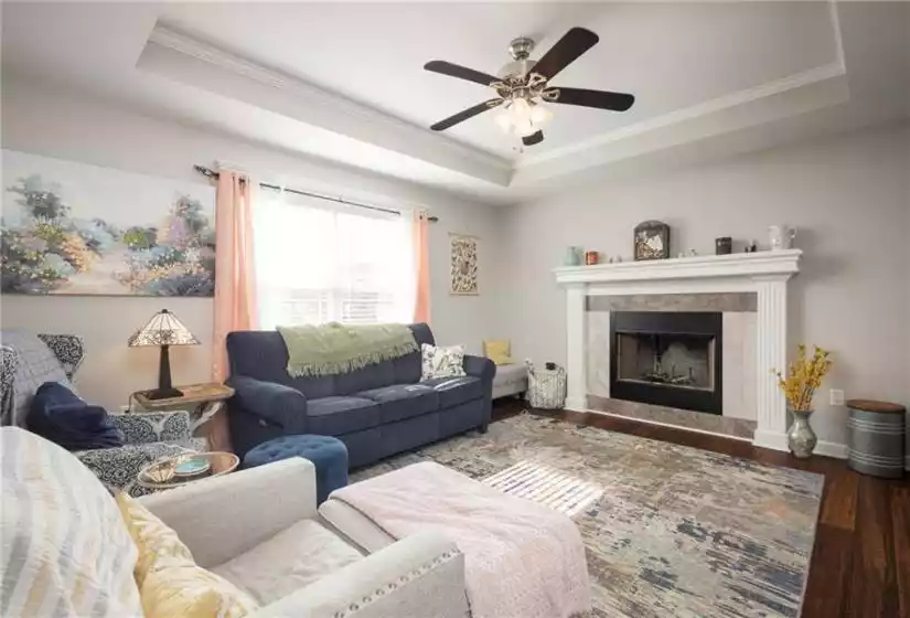 445 Redbud Court, Warrensburg, Missouri 64093, 3 Bedrooms Bedrooms, ,3 BathroomsBathrooms,Single Family Home,For Sale,Redbud,2516936