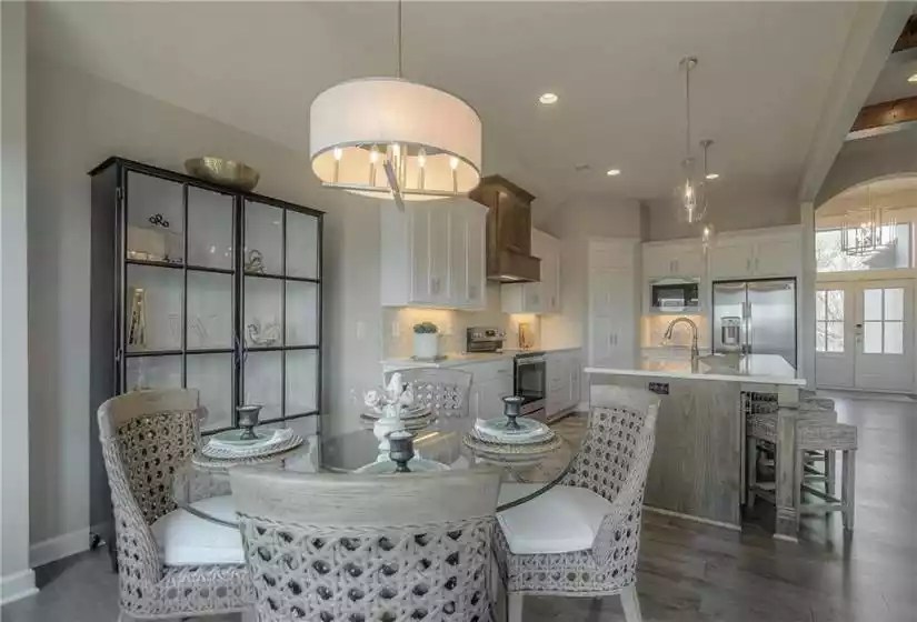 19024 Theden Street, Spring Hill, Kansas 66083, 4 Bedrooms Bedrooms, ,3 BathroomsBathrooms,Single Family Home,For Sale,Theden,2209582