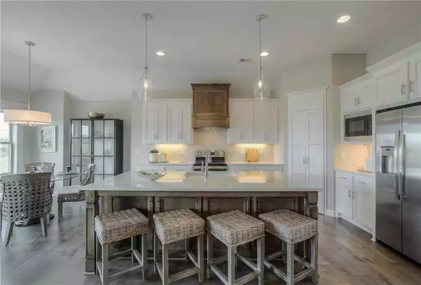 19024 Theden Street, Spring Hill, Kansas 66083, 4 Bedrooms Bedrooms, ,3 BathroomsBathrooms,Single Family Home,For Sale,Theden,2209582