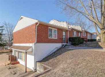 413 State Rte 7 Highway, Pleasant Hill, Missouri 64080, ,Residential Income,For Sale,State Rte 7,2420875
